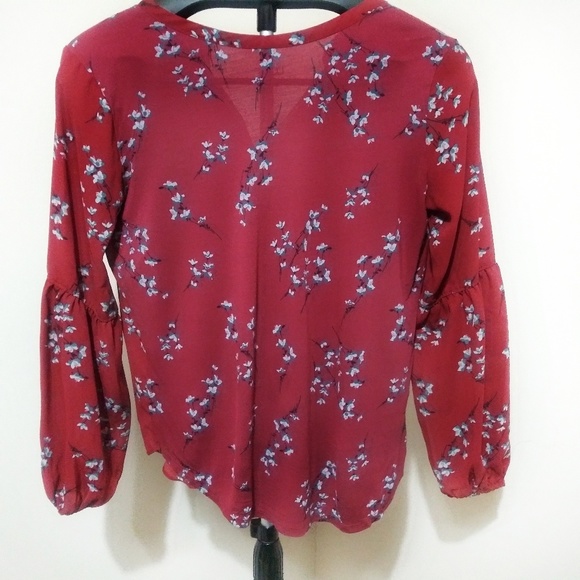 🌟 Loft Outlet| Maroon Floral Blouse - Picture 2 of 6